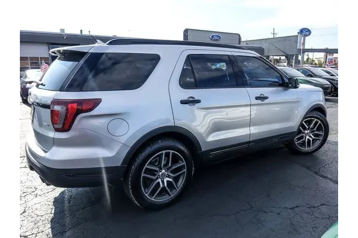 $22963 : Ford Explorer 2018 AWD Sport image 9