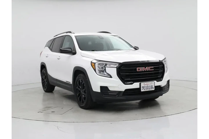 $25998 : GMC Terrain 2022 SLE 4dr SUV image 1