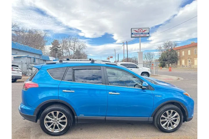 $17495 : 2017 RAV4 Hybrid Limited image 4