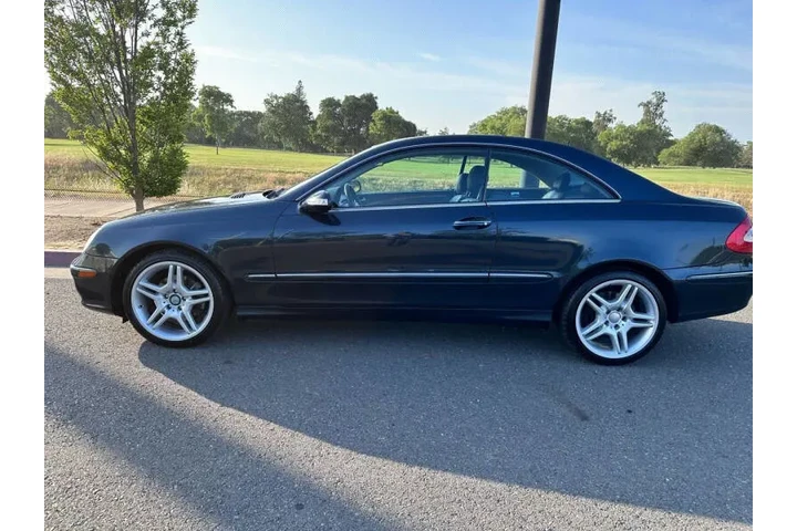 $7800 : 2003 Mercedes-Benz CLK CLK 320 image 5