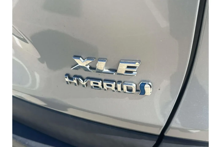 $27851 : Toyota RAV4 Hybrid 2020 AWD image 5