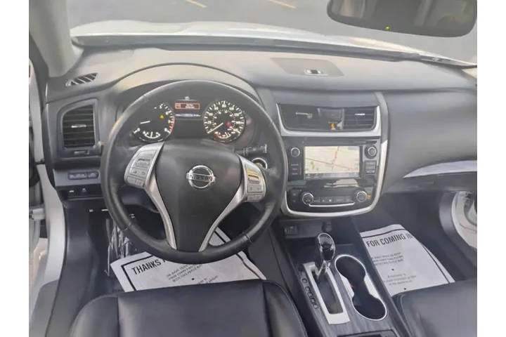 $11850 : 2018 Altima 2.5 SL image 7