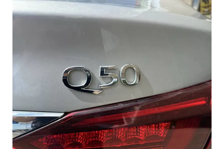 $18999 : 2020 Q50 3.0T Pure image 10