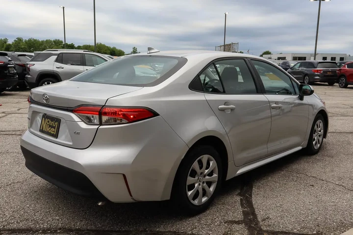 $20787 : 2024 Corolla LE CVT image 4