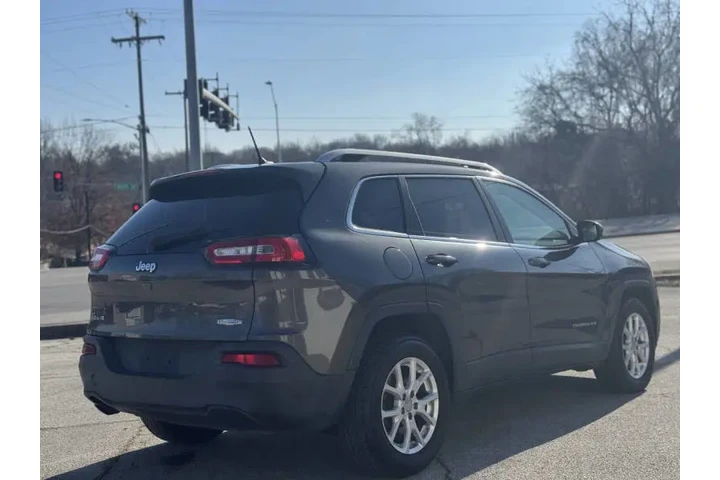 $7999 : 2014 Cherokee Latitude image 6