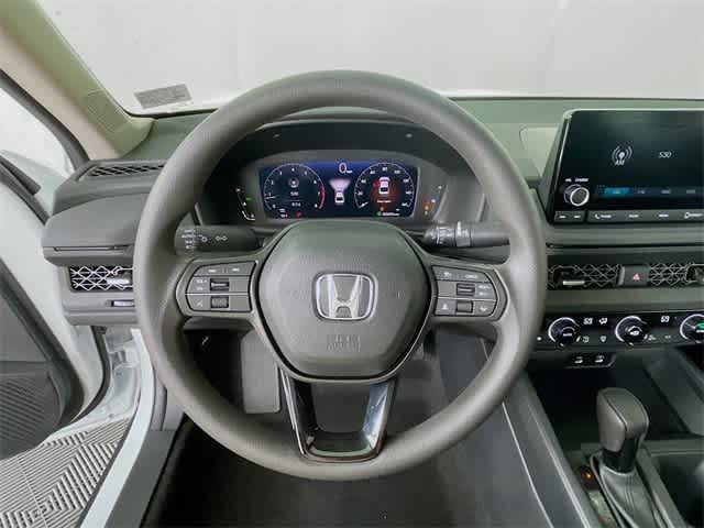 $31084 : PRE-OWNED 2024 HONDA ACCORD EX image 9