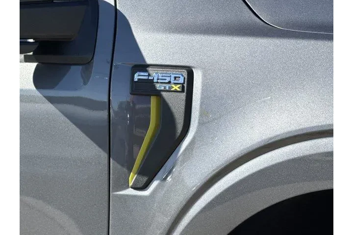 $35148 : Ford F-150 2024 4x2 STX 4dr image 4