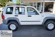 2004 Liberty Sport 4WD thumbnail