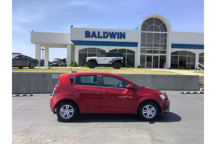 $6950 : Chevrolet Sonic 2015 LT Auto image 8