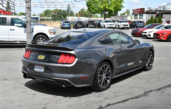 $21896 : Mustang EcoBoost Coupe 2D image 8