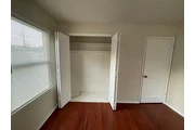 $800 : Beautiful Long Beach Home. Spa thumbnail