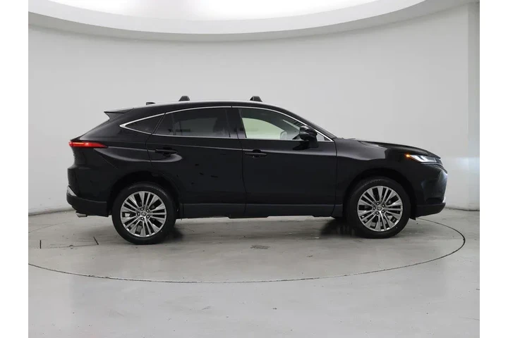 $28998 : Toyota Venza 2022 AWD XLE 4d image 7