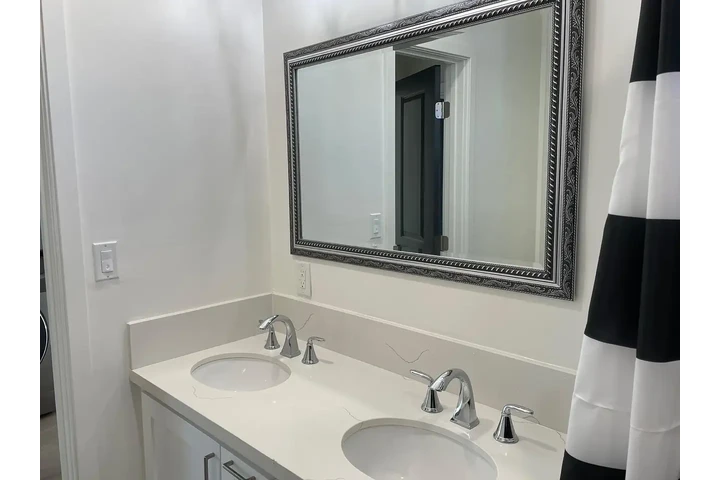 $2350 : Tastefully and completely image 4