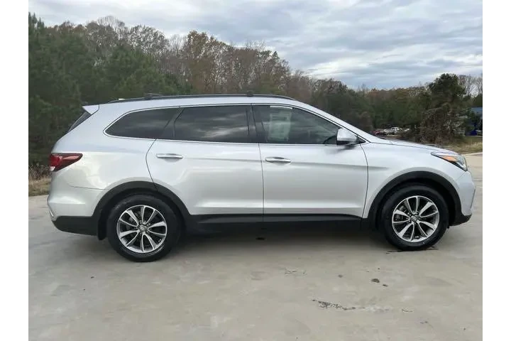 $15573 : Hyundai SANTA FE 2018 SE 4dr image 9