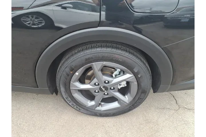 $21506 : Kia K4 2025 LXS 4dr Sedan image 7