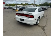 $8980 : 2013 Charger 4dr Sdn SXT RWD thumbnail