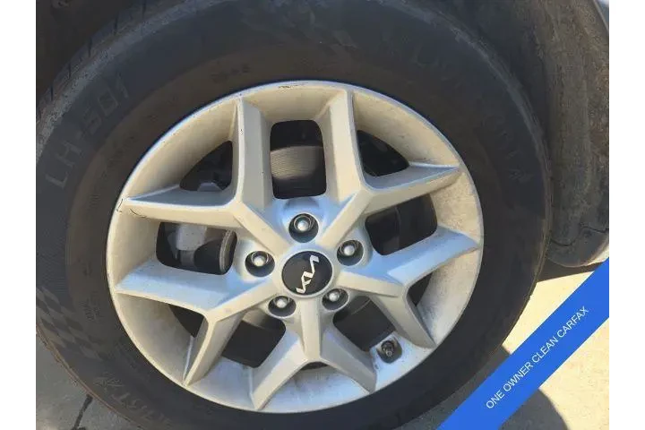 $14977 : Kia Soul 2024 S 4dr Crossove image 7