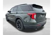 $37885 : Ford Explorer 2024 AWD ST-Li thumbnail