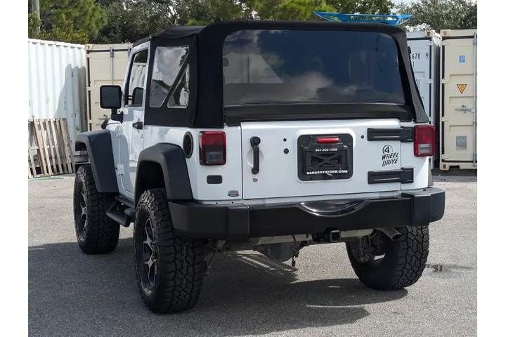$18000 : Jeep Wrangler 2016 4x4 Sport image 6