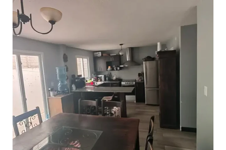 $1 : Casa en Condominio en Venta image 7