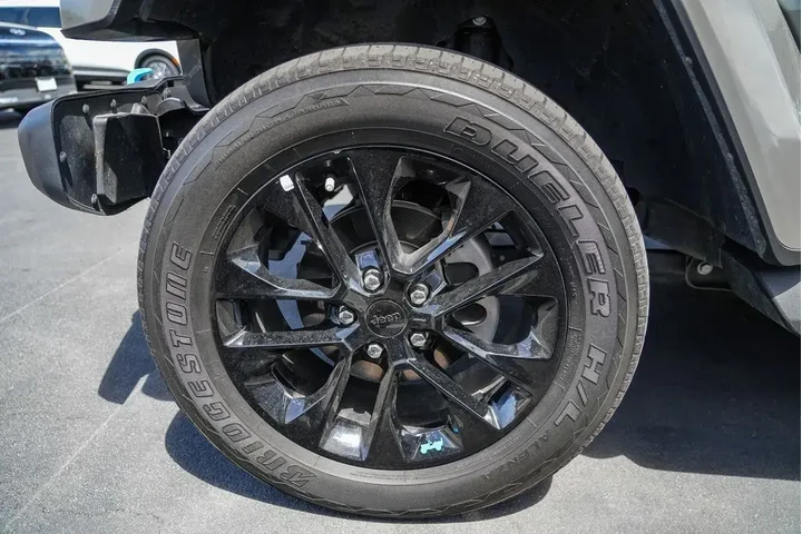 $28995 : Jeep Wrangler 2023 4x4 Sahar image 10