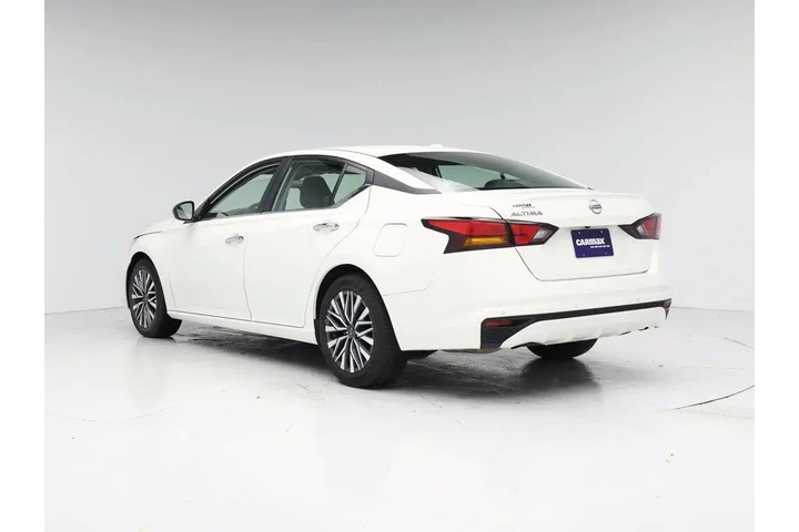 $21998 : Nissan Altima 2025 2.5 SV 4d image 2