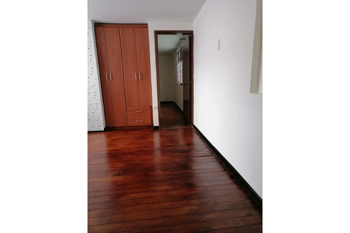 $650000 : Arriendo aparta estudio image 3