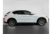 $23746 : Alfa Romeo Stelvio 2023 AWD thumbnail