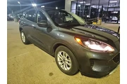$19850 : Ford Escape 2022 SE 4dr SUV thumbnail