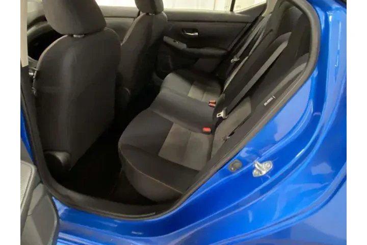 $15785 : Nissan Sentra 2022 SR 4dr Se image 9