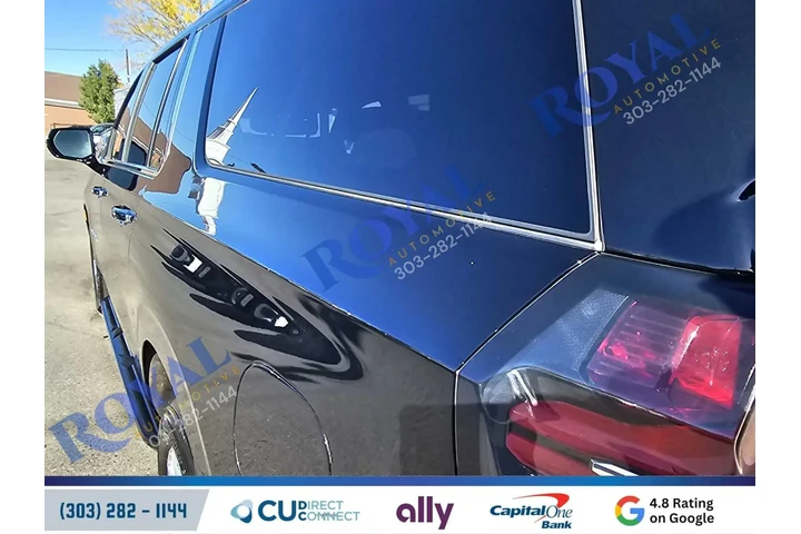 $71995 : 2023 Suburban 4WD Premier image 10