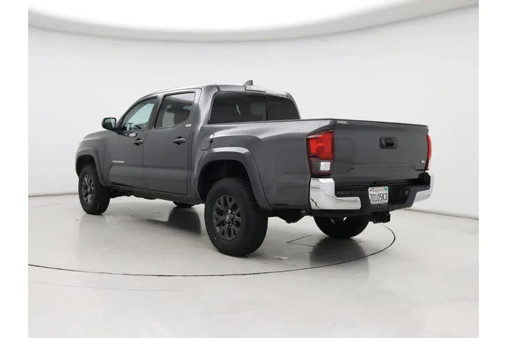 $30998 : Toyota Tacoma 2022 4x2 SR5 V image 2