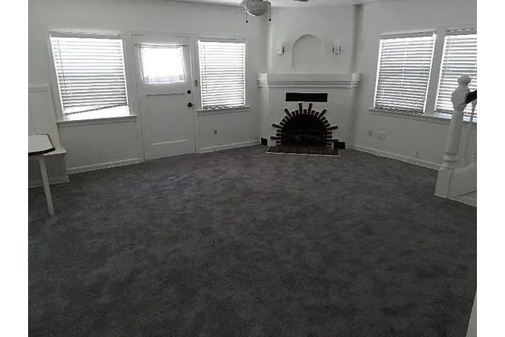 $1050 : Norwalk, CA disfruta de acceso image 10