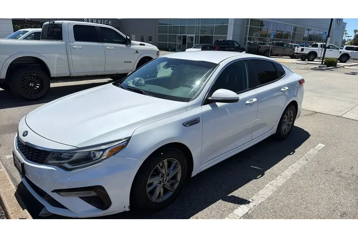$9950 : Kia Optima 2019 S 4dr Sedan image 1