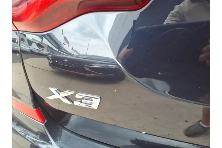 $22150 : BMW X3 2018 AWD xDrive30i 4d image 10