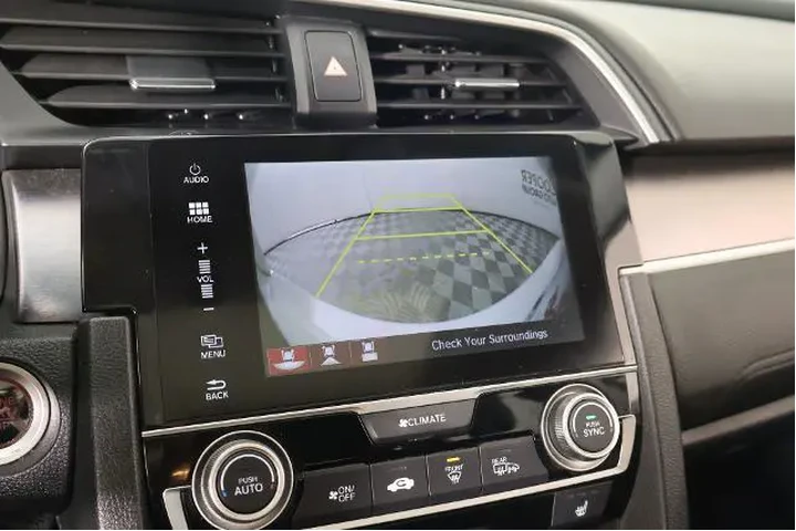 $15773 : Honda Civic 2017 EX-L 4dr Se image 6