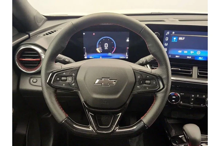 $26998 : Chevrolet Trax 2025 RS 4dr C image 10