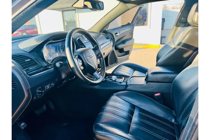 $21995 : 2021 300 S V6 RWD image 7