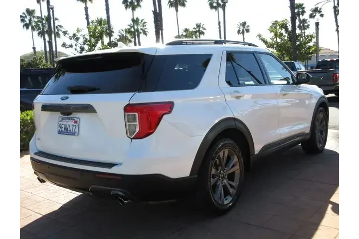 $22058 : Ford Explorer 2022 XLT 4dr S image 4