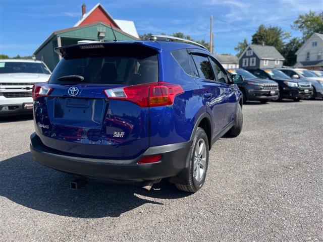 $15990 : 2015 RAV4 image 3