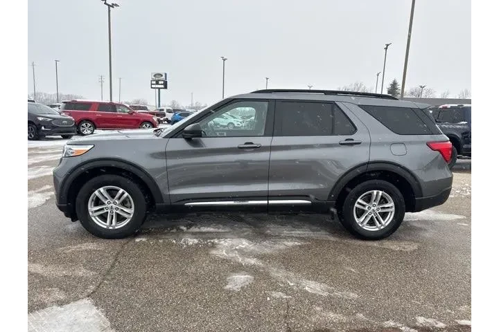 $29999 : Ford Explorer 2023 AWD XLT 4 image 8
