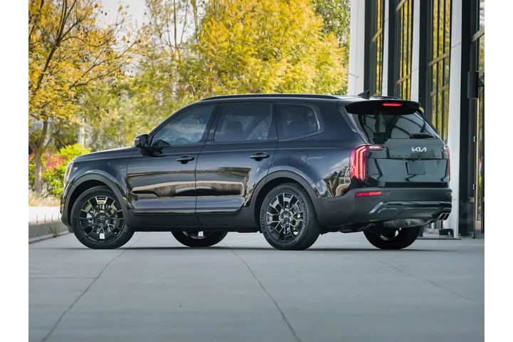 $31991 : Kia Telluride 2022 AWD EX 4d image 1