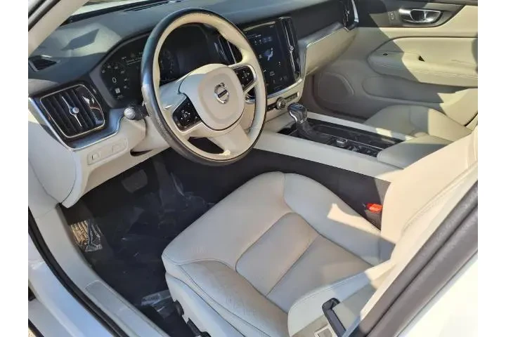 $18488 : Volvo S60 2020 T5 Momentum 4 image 10