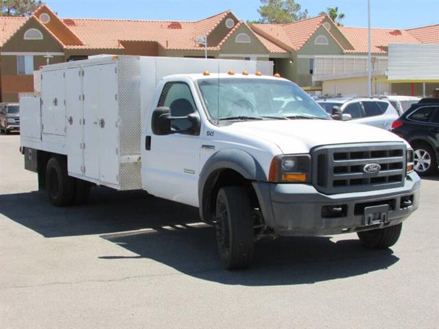 $8995 : 2005 F-550 Super Duty image 9