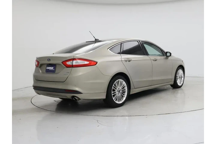 $13599 : Ford Fusion 2016 SE 4dr Seda image 8