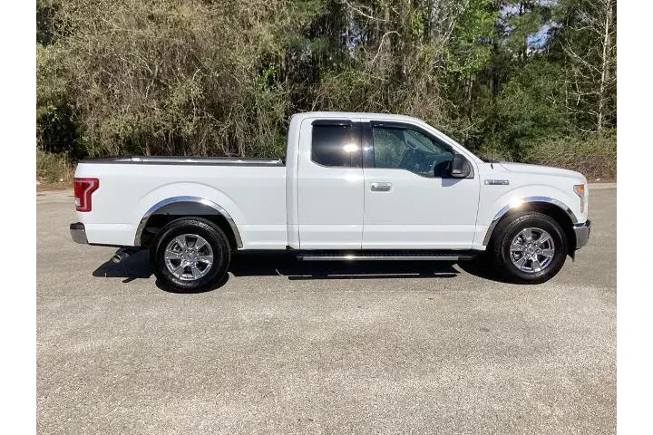 $13111 : Ford F-150 2017 4x2 Lariat 4 image 4