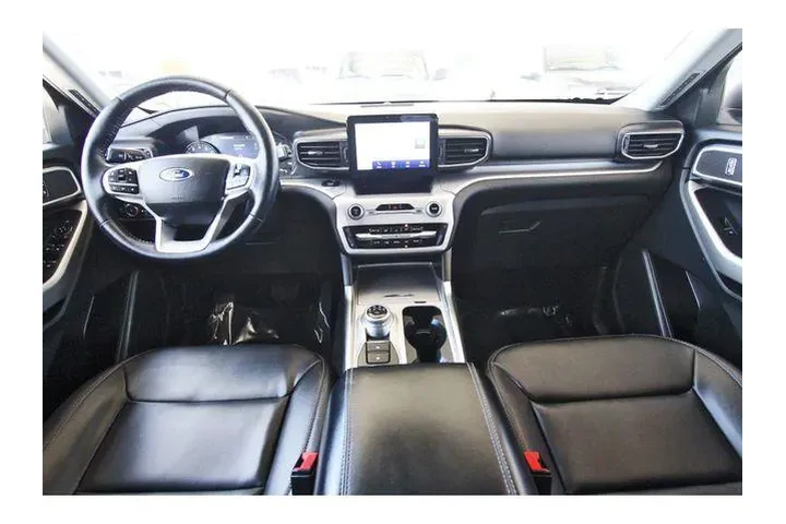 $29491 : Ford Explorer 2022 AWD XLT 4 image 8