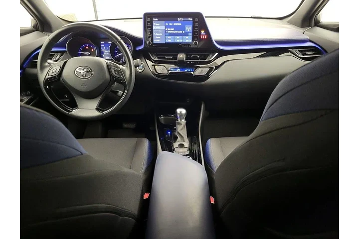 $23998 : Toyota C-HR 2021 XLE 4dr Cro image 9