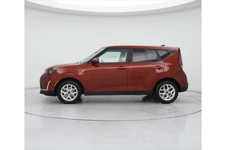 $17998 : Kia Soul 2023 LX 4dr Crossov image 3
