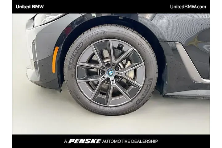 $31960 : BMW i4 2023 eDrive35 Gran Co image 2